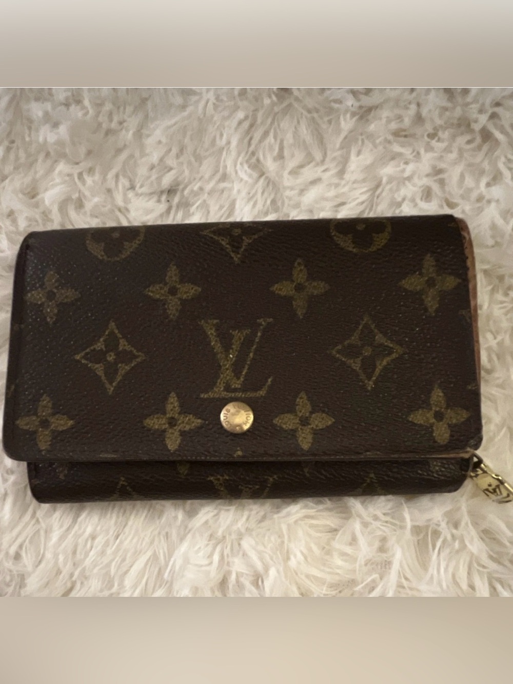 Louis Vuitton Brown Monogram Bifold Wallet w/ Credit Card Slots & Zip-Around